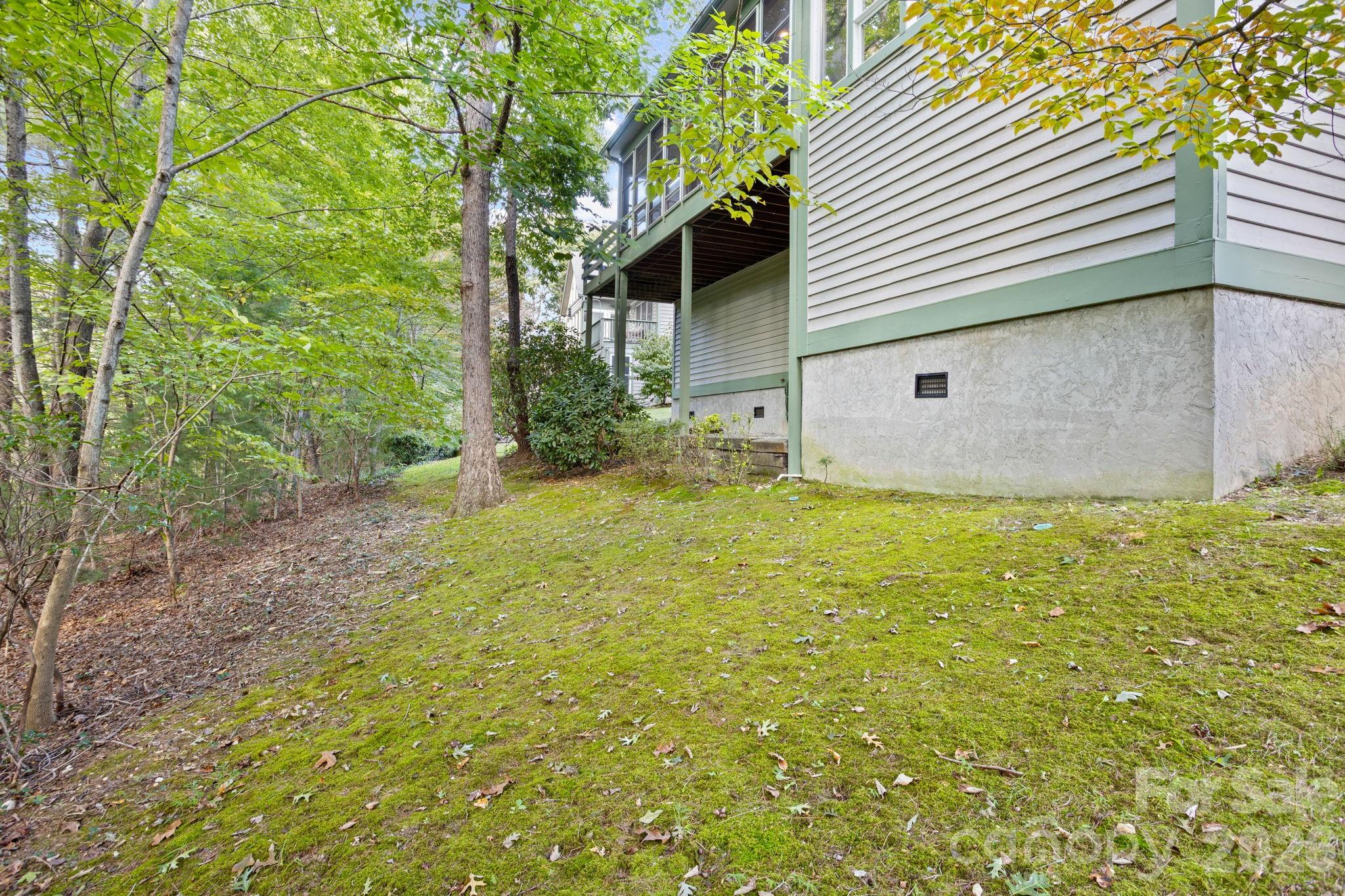 128 Forest View Drive Flat Rock NC 28731
