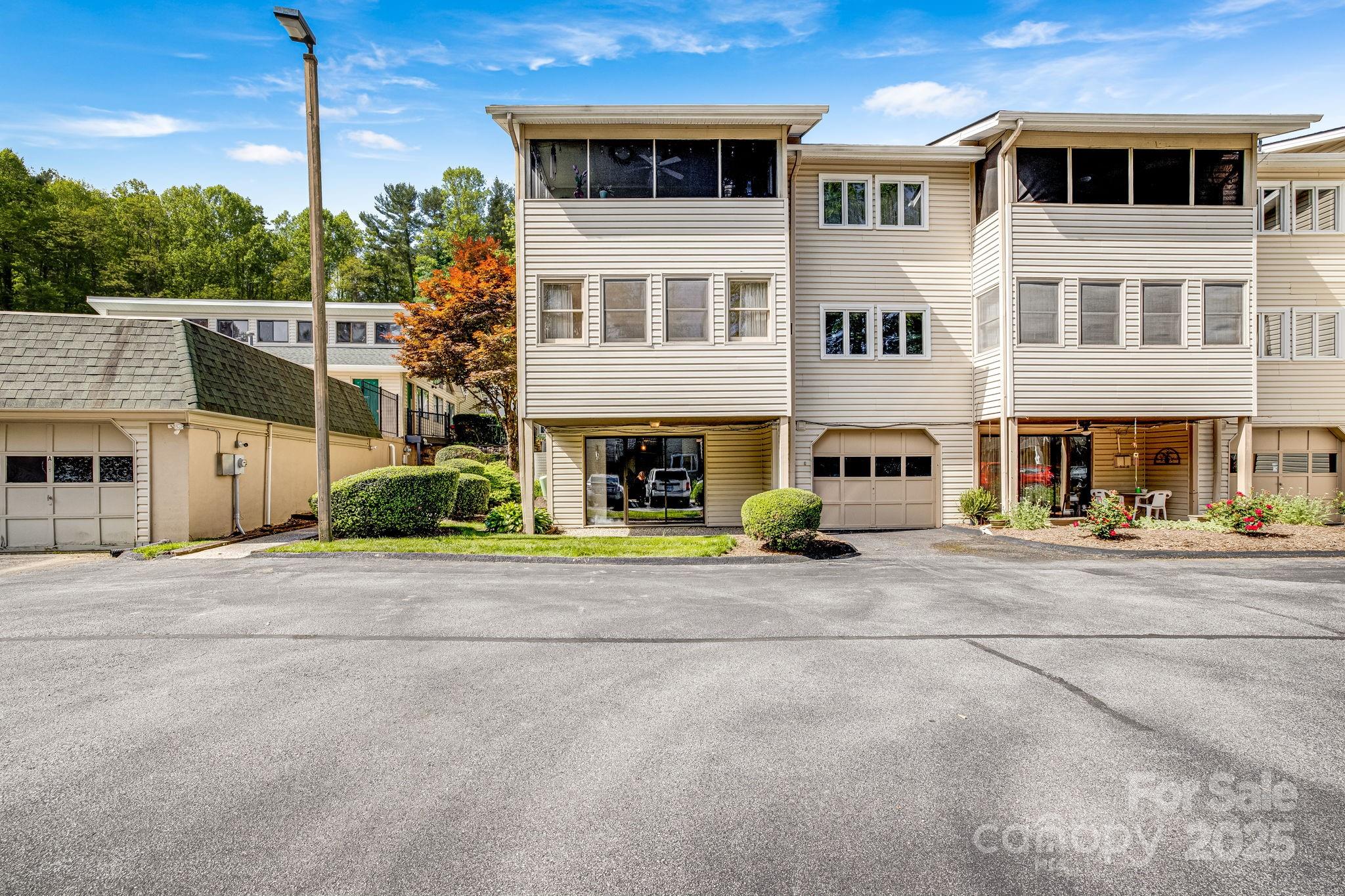 411 Britton Creek Drive Hendersonville NC 28791