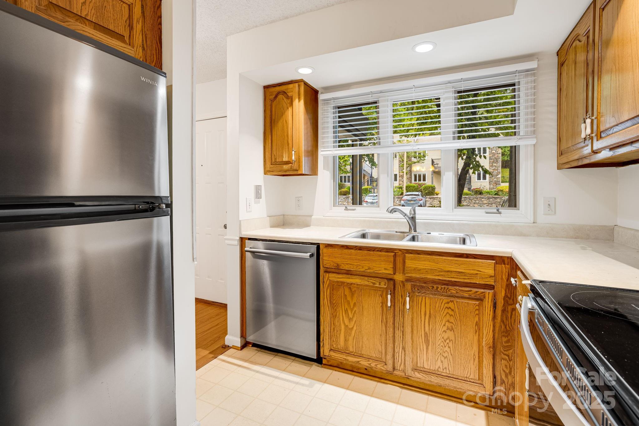 411 Britton Creek Drive Hendersonville NC 28791