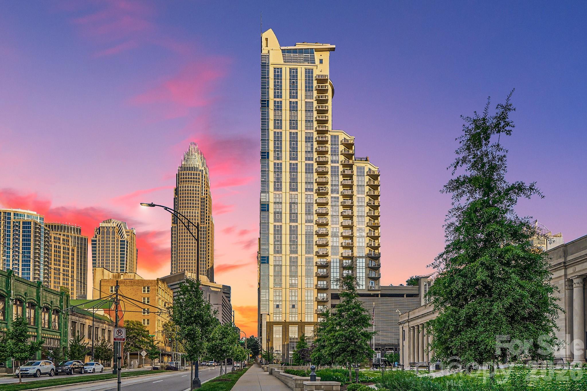 333 W Trade Street W Charlotte NC 28202