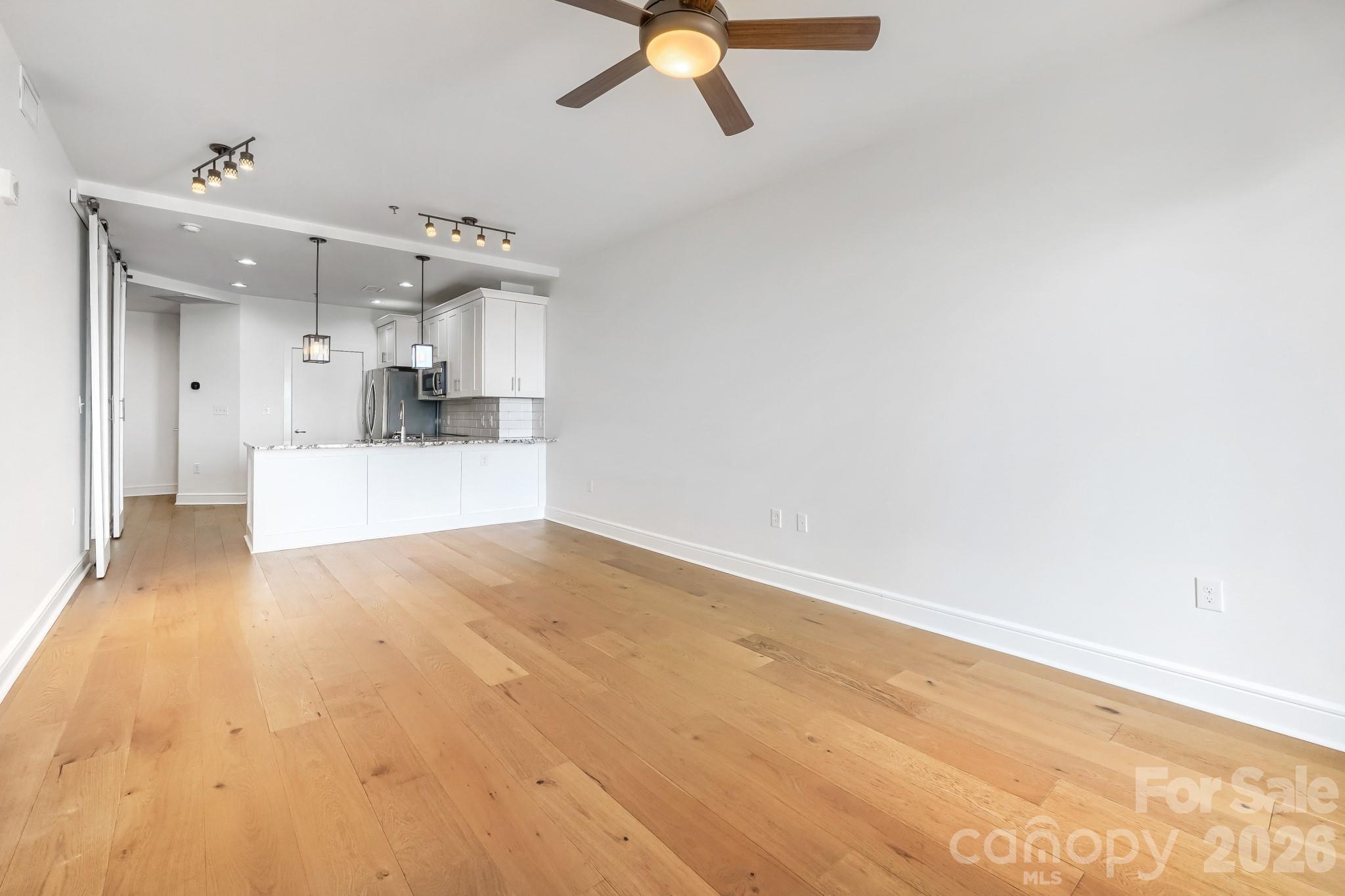 333 W Trade Street W Charlotte NC 28202