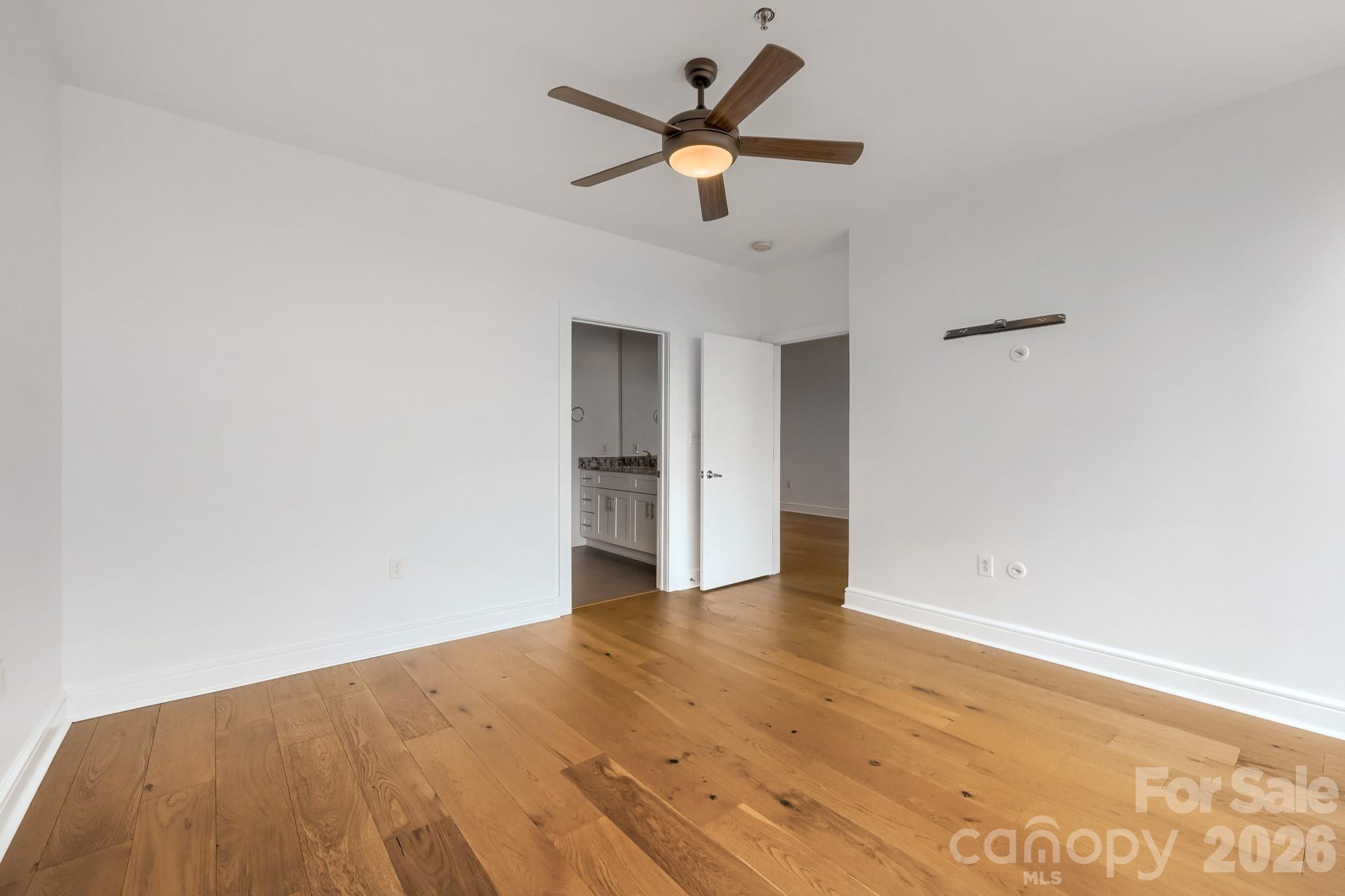 333 W Trade Street W Charlotte NC 28202