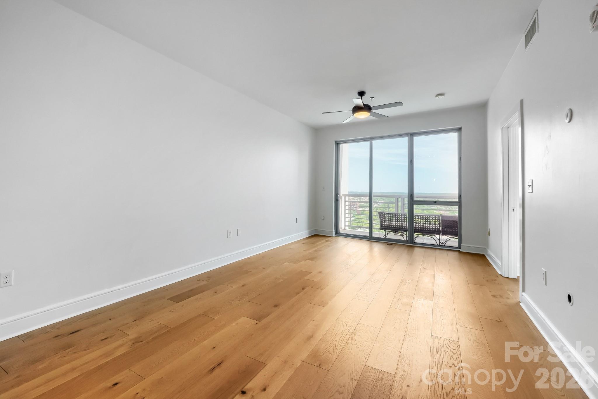 333 W Trade Street W Charlotte NC 28202