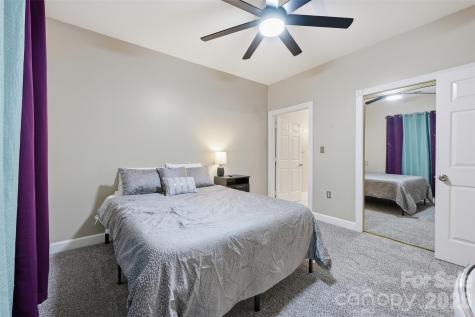 9054 Meadow Vista Road Charlotte NC 28213