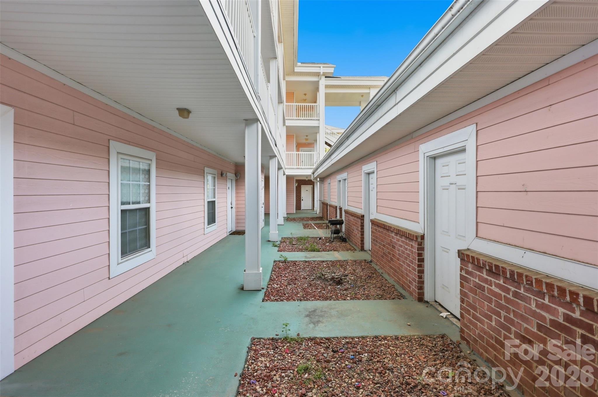 9054 Meadow Vista Road Charlotte NC 28213