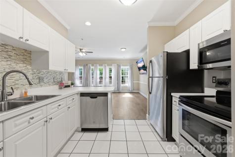 9054 Meadow Vista Road Charlotte NC 28213