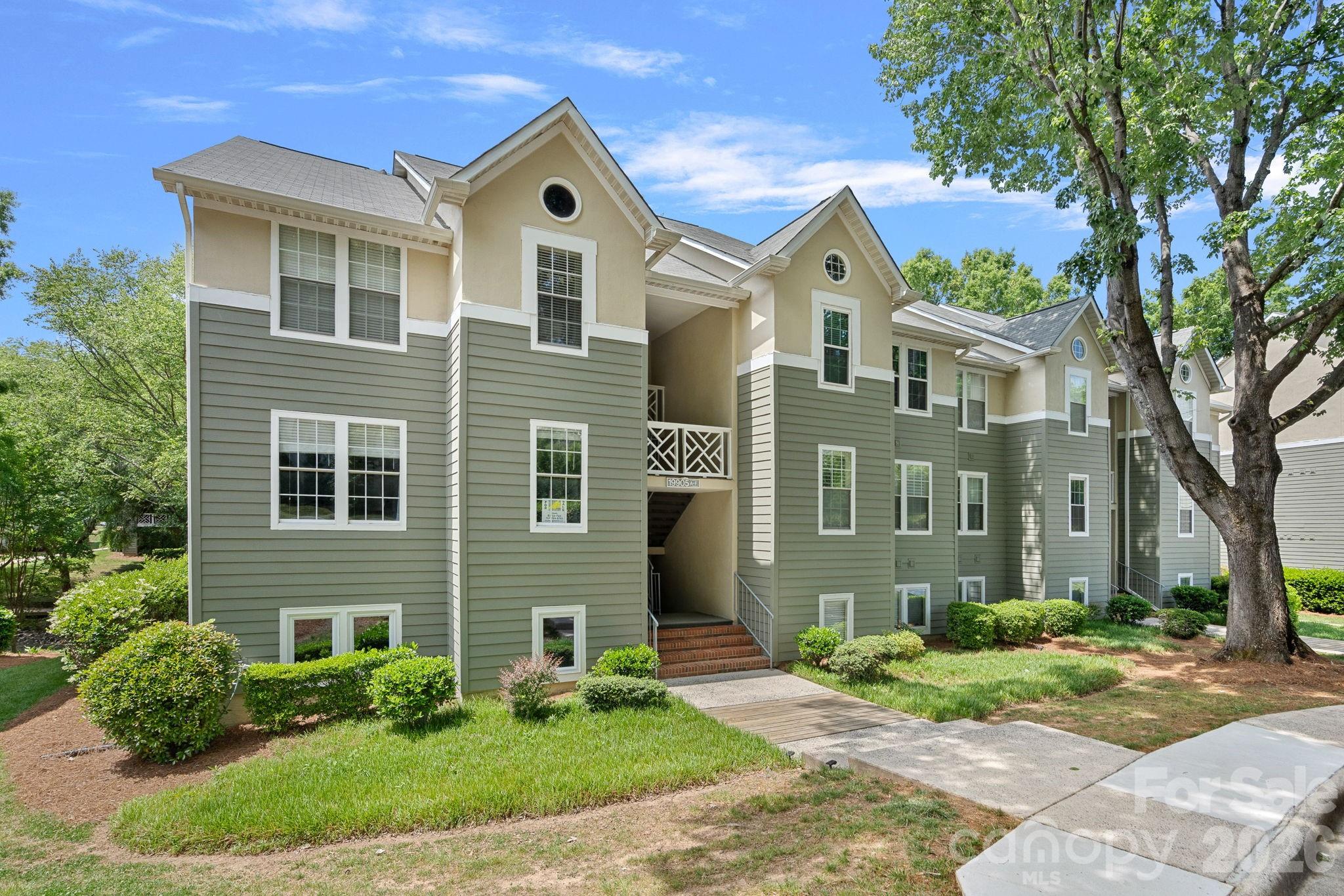 19905 Henderson Road Cornelius NC 28031
