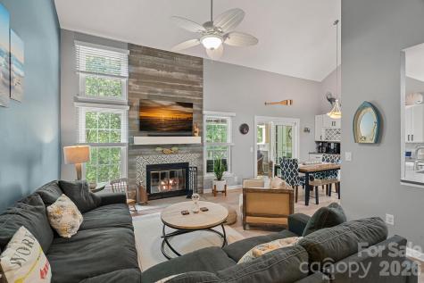 19905 Henderson Road Cornelius NC 28031