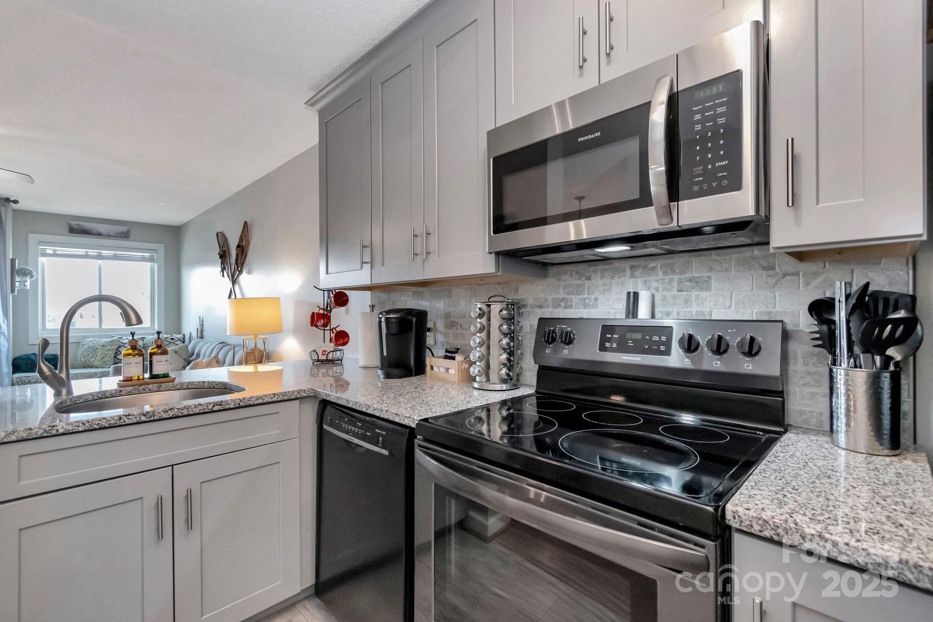 301 Pinnacle Inn Road Beech Mountain NC 28604