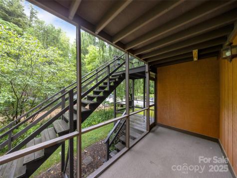 1745 Haywood Manor Road Hendersonville NC 28791