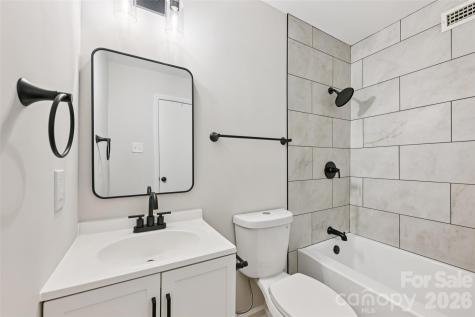2231 Rexford Road Charlotte NC 28211