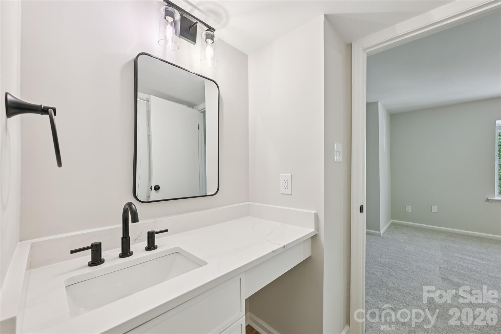 2231 Rexford Road Charlotte NC 28211