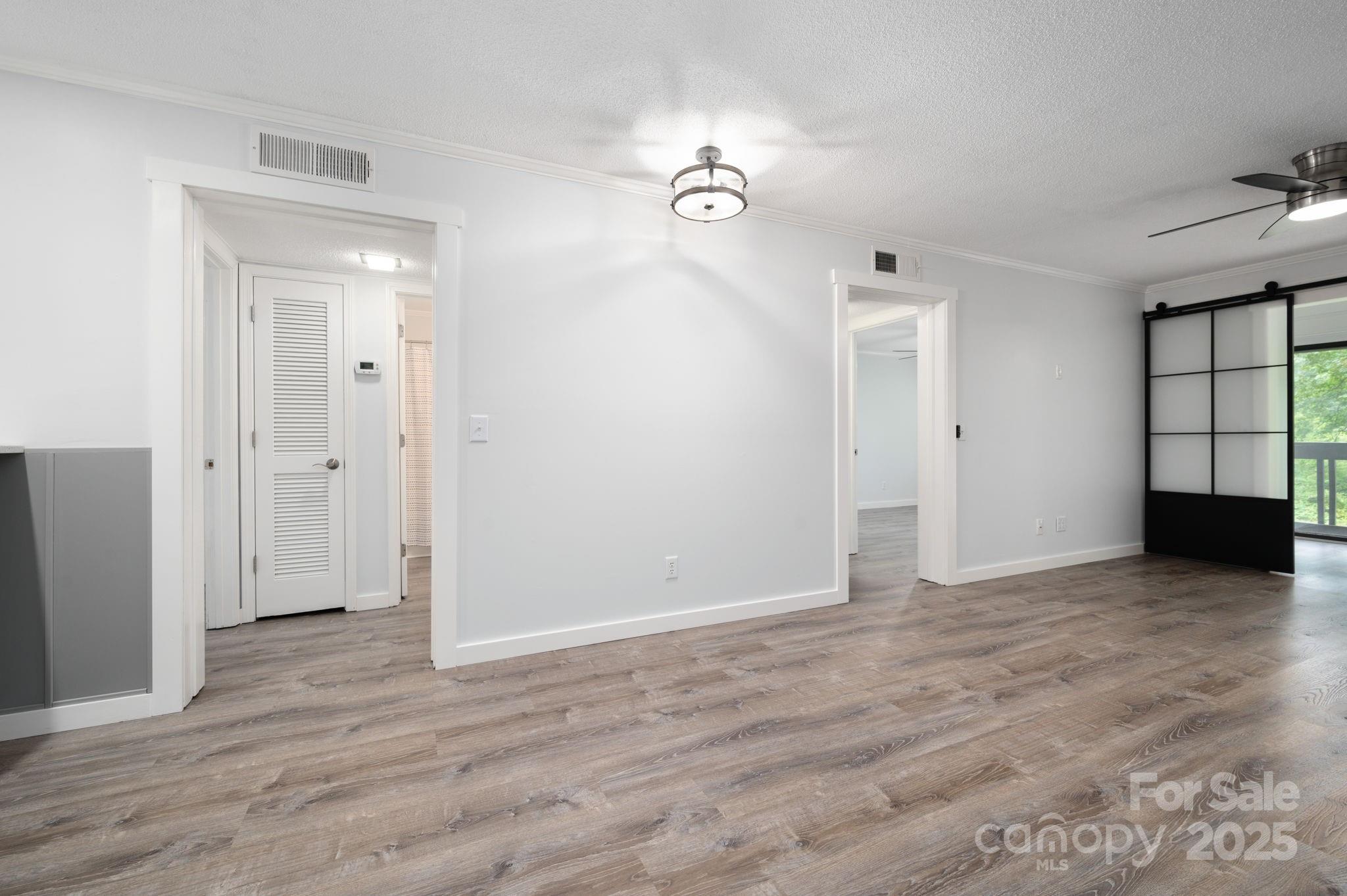 33 Lake Drive Hendersonville NC 28739