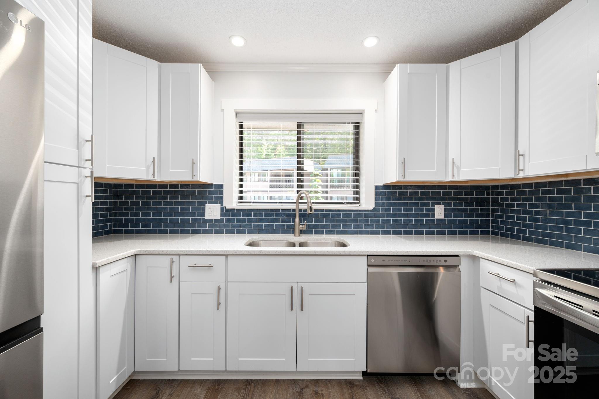 33 Lake Drive Hendersonville NC 28739