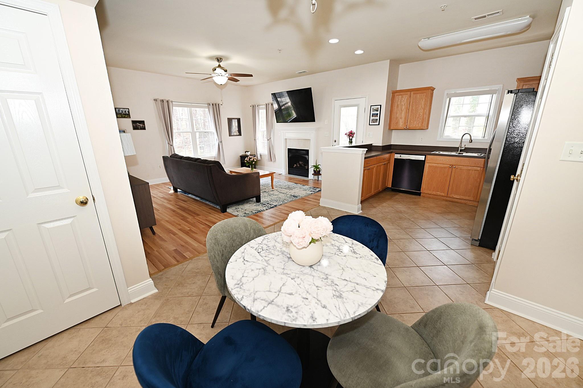 1360 21st Avenue NE Hickory NC 28601