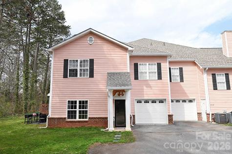 1360 21st Avenue NE Hickory NC 28601