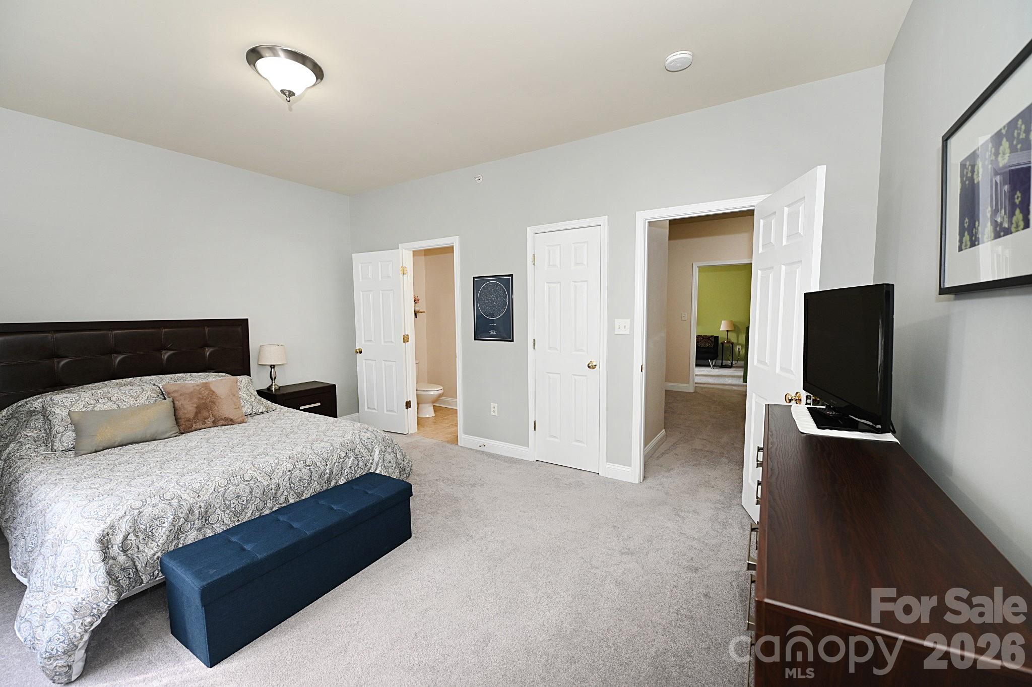 1360 21st Avenue NE Hickory NC 28601