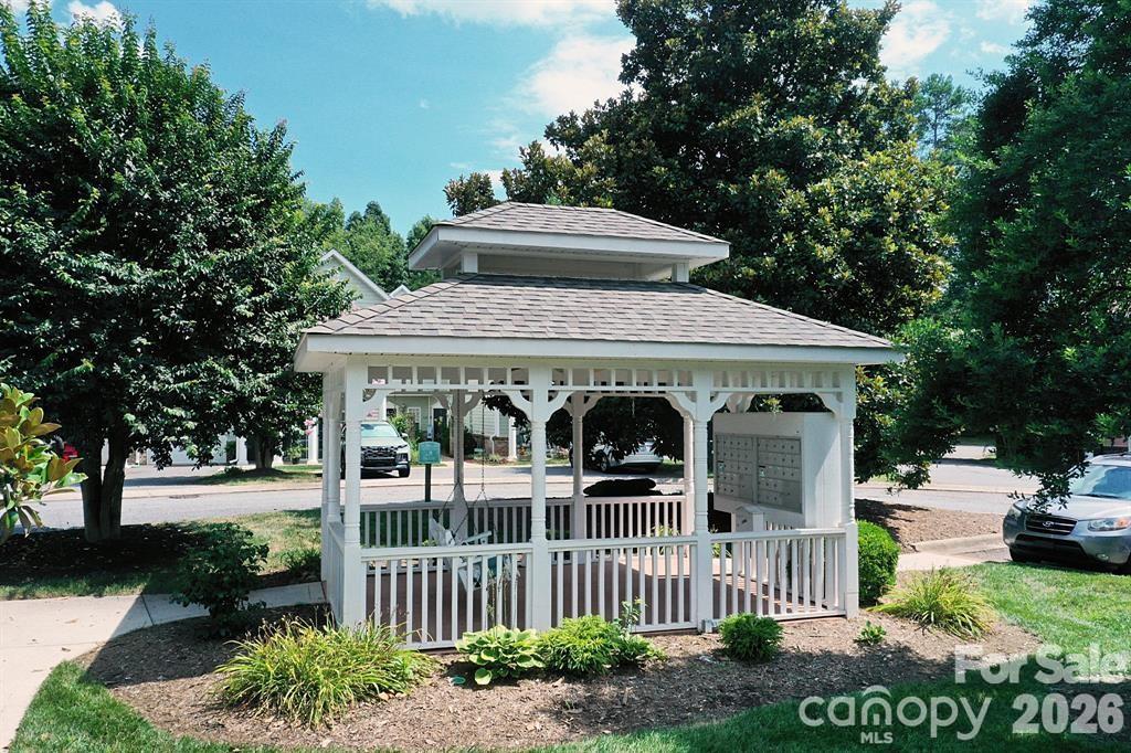 1360 21st Avenue NE Hickory NC 28601