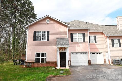 1360 21st Avenue NE Hickory NC 28601