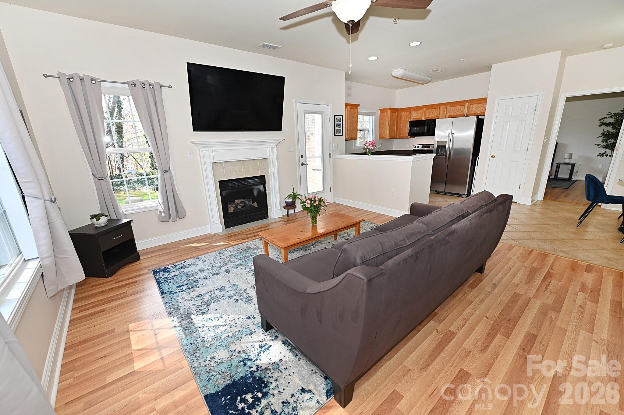 1360 21st Avenue NE Hickory NC 28601