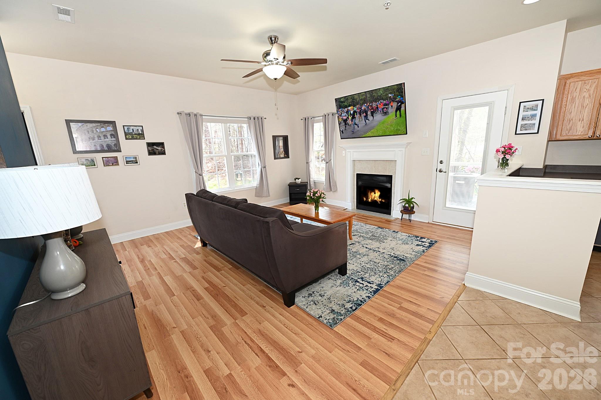 1360 21st Avenue NE Hickory NC 28601