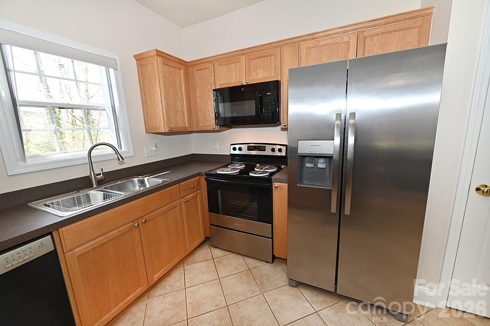 1360 21st Avenue NE Hickory NC 28601