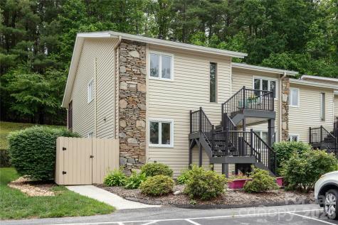 580 Britton Creek Drive Hendersonville NC 28791