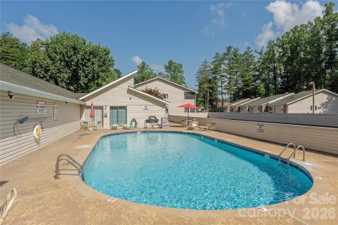 580 Britton Creek Drive Hendersonville NC 28791