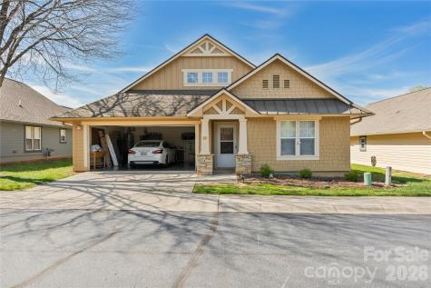 47 Barn Owl Way Hendersonville NC 28792