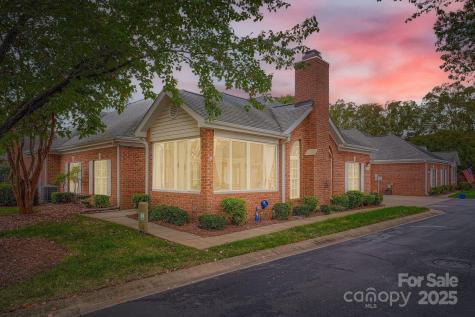 8406 Highland Glen Drive Charlotte NC 28269