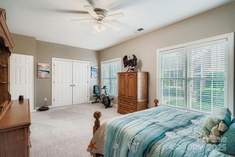 8406 Highland Glen Drive Charlotte NC 28269