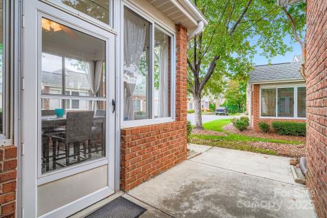 8406 Highland Glen Drive Charlotte NC 28269