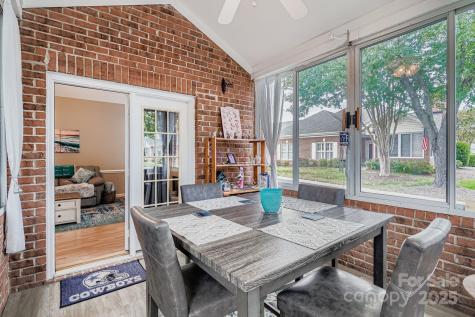 8406 Highland Glen Drive Charlotte NC 28269