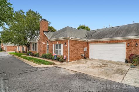 8406 Highland Glen Drive Charlotte NC 28269