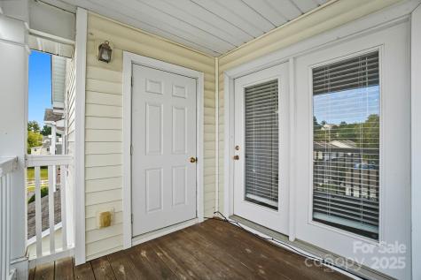 10526 Hill Point Court Charlotte NC 28262