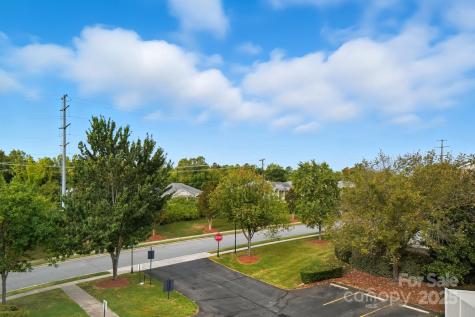 10526 Hill Point Court Charlotte NC 28262