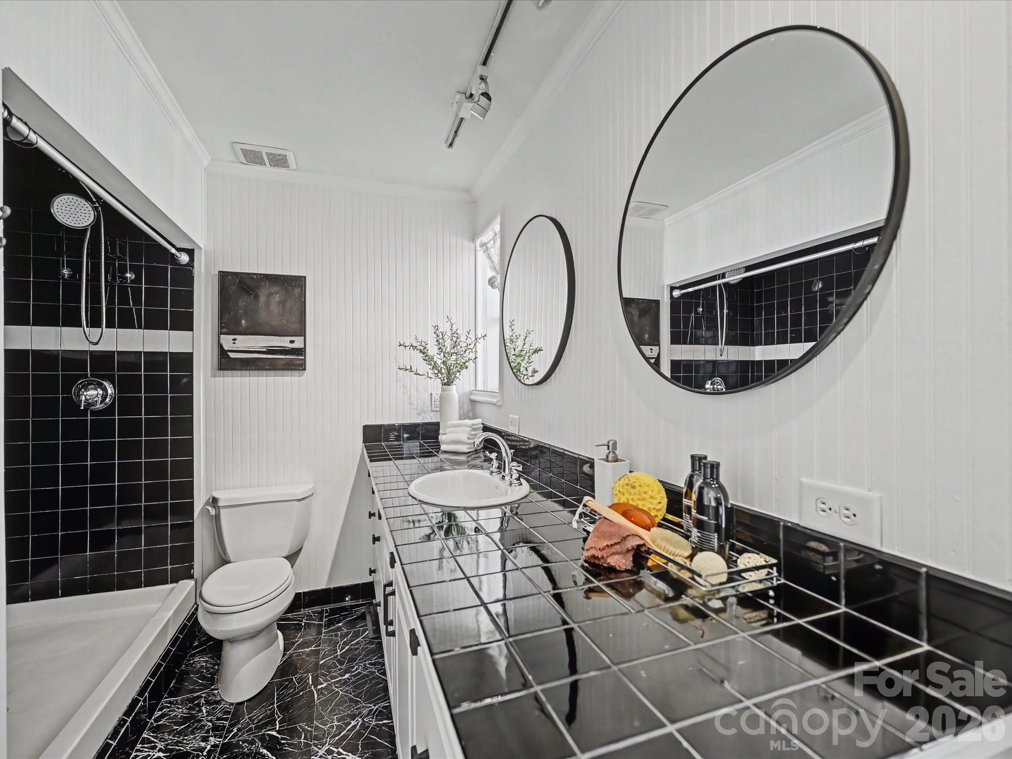 328 W 6th Street Charlotte NC 28202