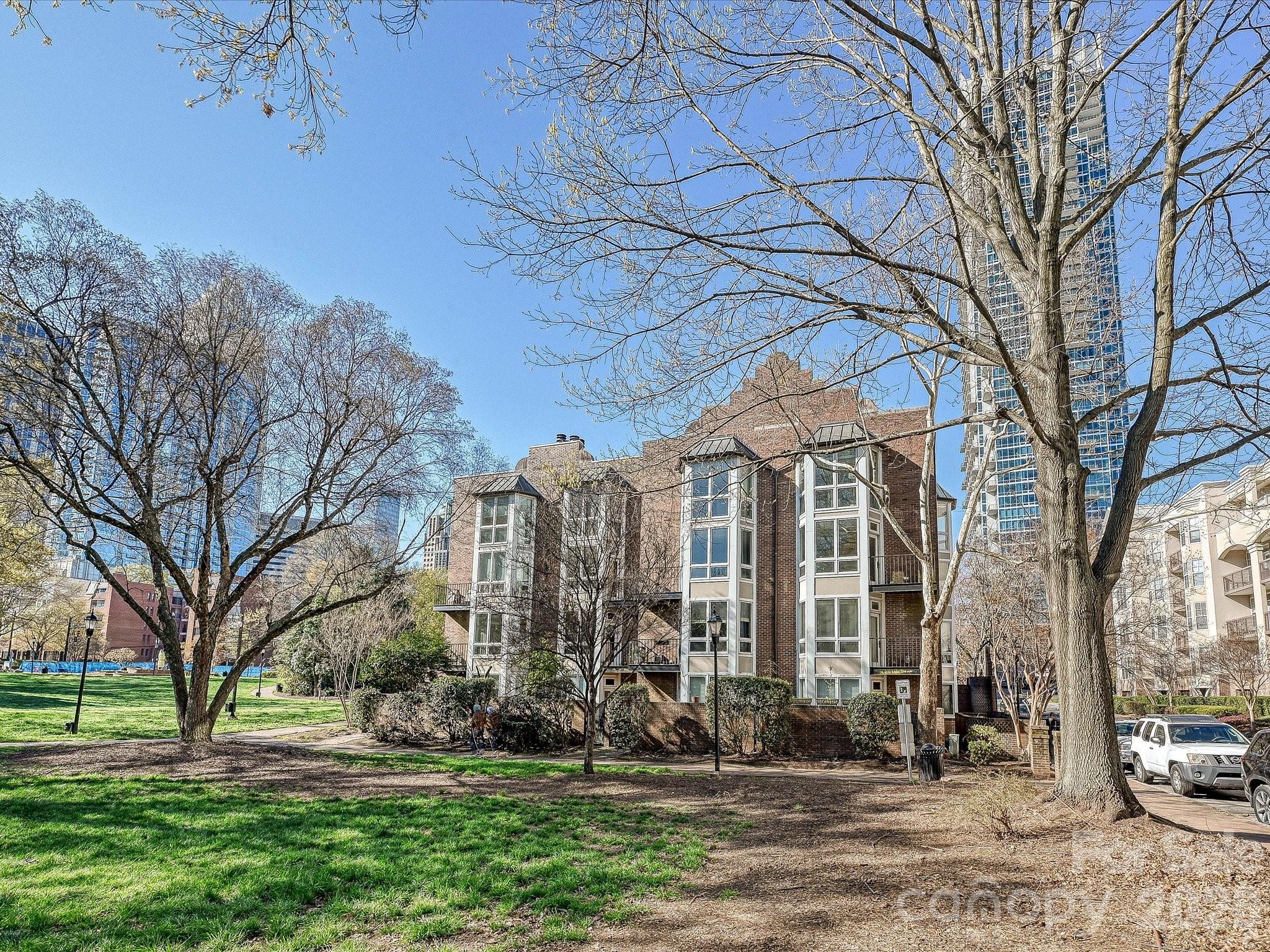 328 W 6th Street Charlotte NC 28202