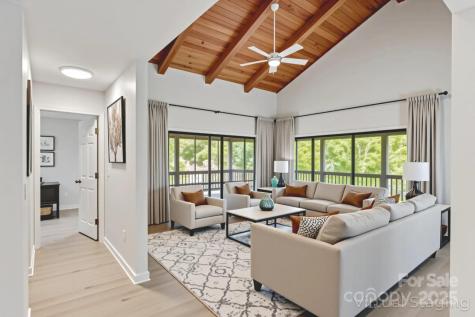 8A Cove Overlook Drive Hendersonville NC 28739