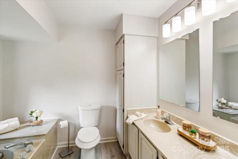 8A Cove Overlook Drive Hendersonville NC 28739