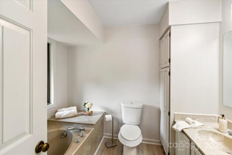 8A Cove Overlook Drive Hendersonville NC 28739