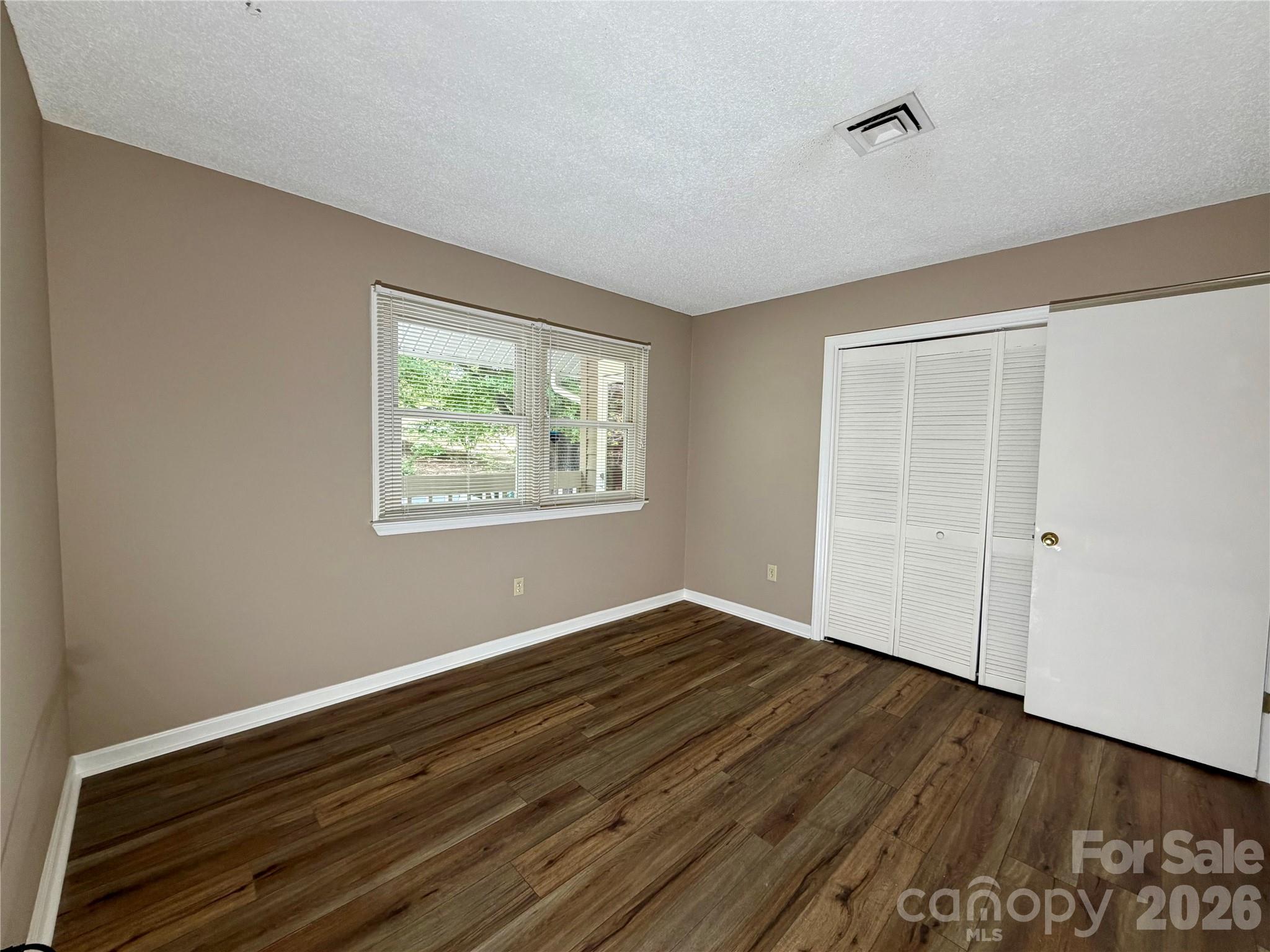 8 Creekside Lane Asheville NC 28803