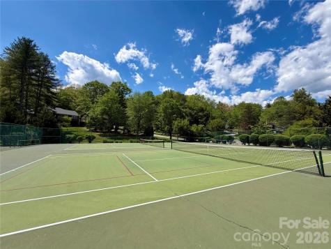 8 Creekside Lane Asheville NC 28803