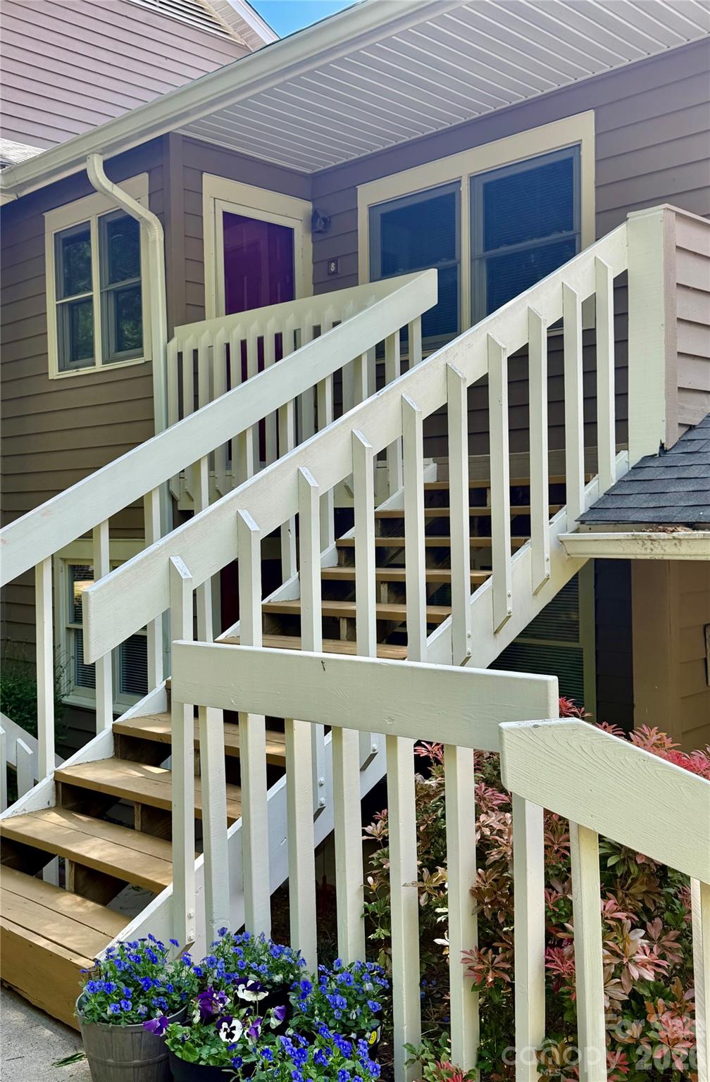 8 Creekside Lane Asheville NC 28803