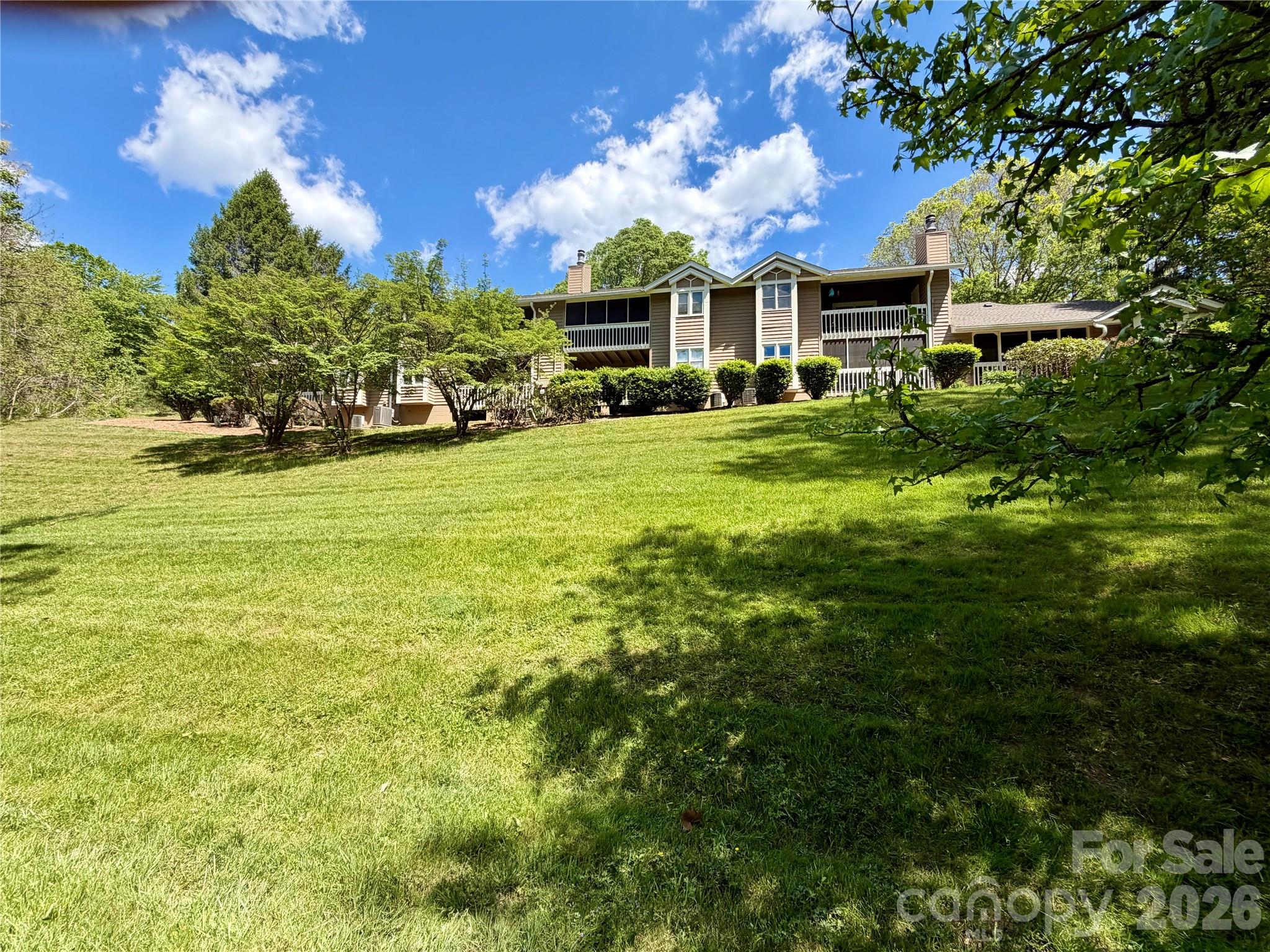 8 Creekside Lane Asheville NC 28803