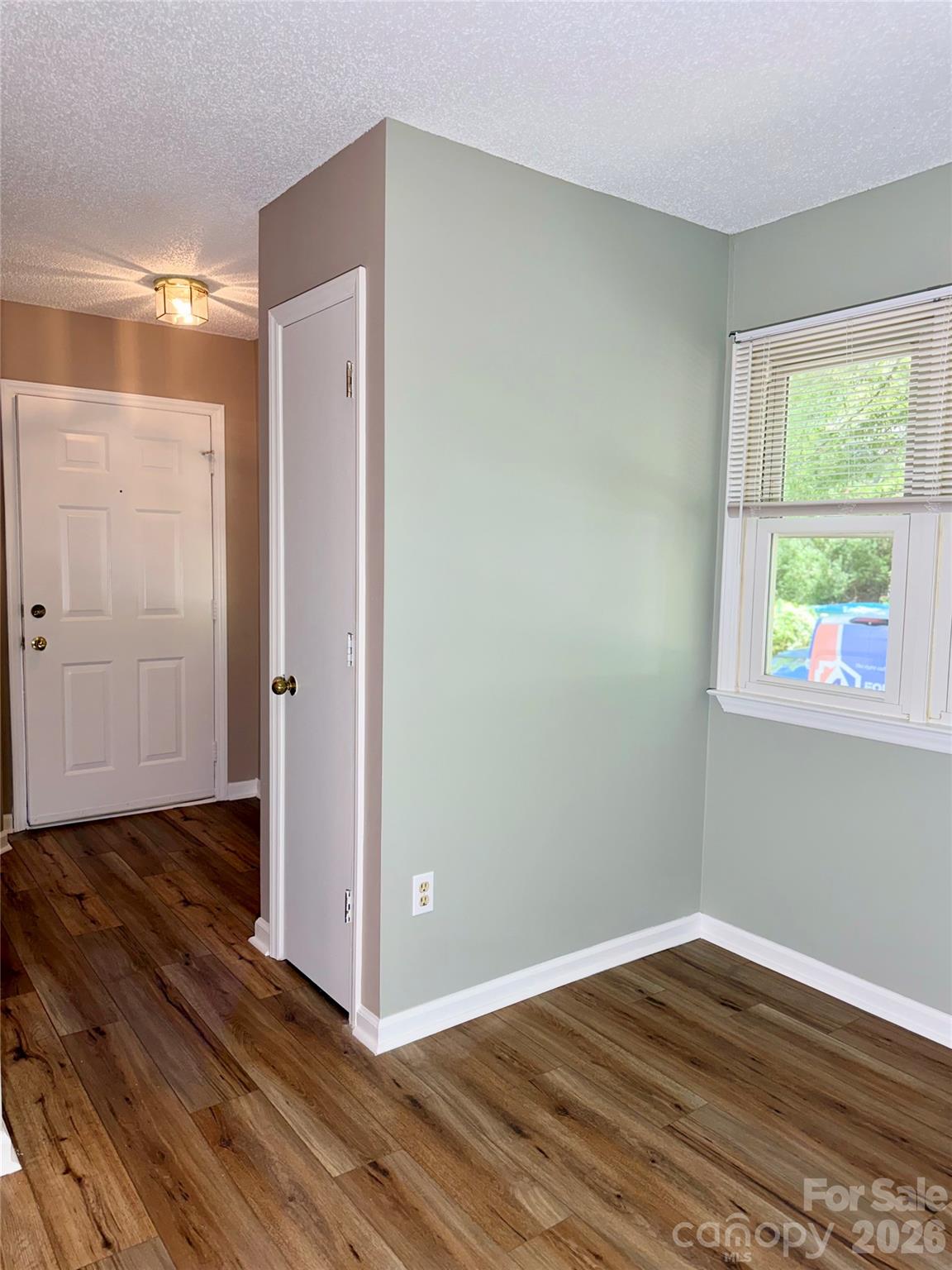 8 Creekside Lane Asheville NC 28803