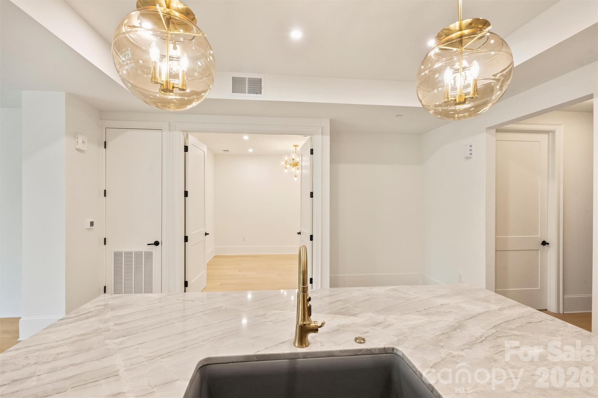 409 Queens Road Charlotte NC 28207