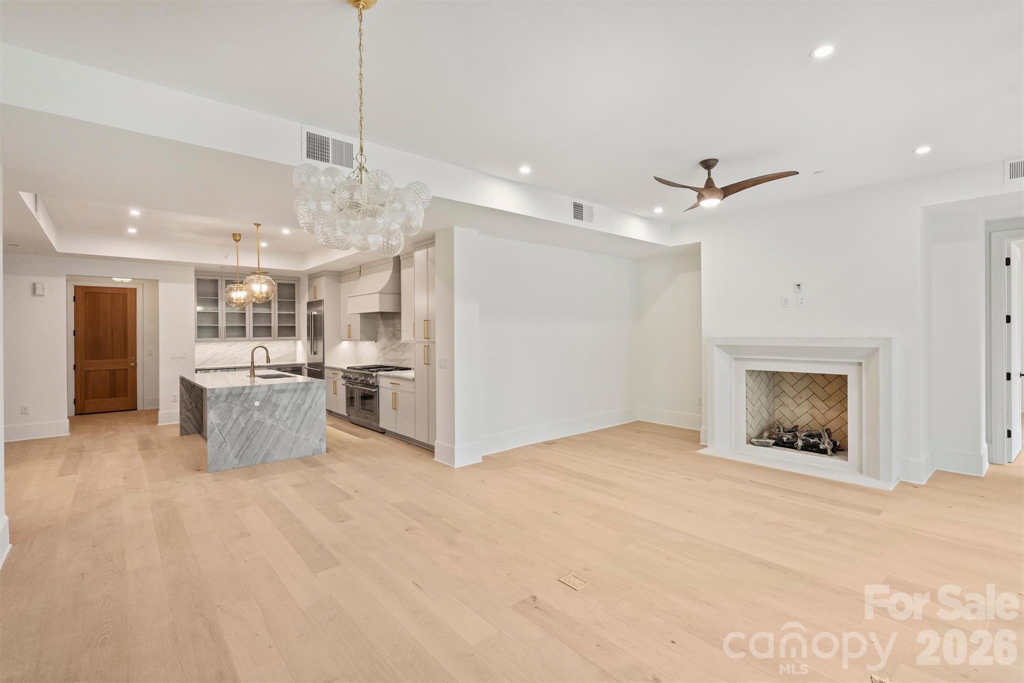 409 Queens Road Charlotte NC 28207