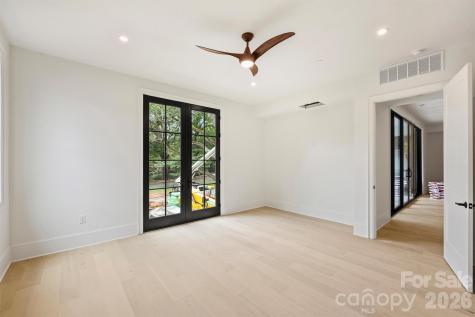 409 Queens Road Charlotte NC 28207