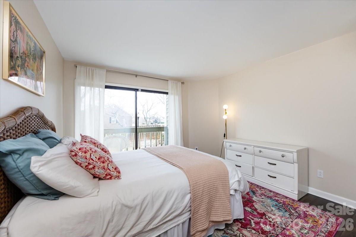 1608 Sharon Road W Charlotte NC 28210